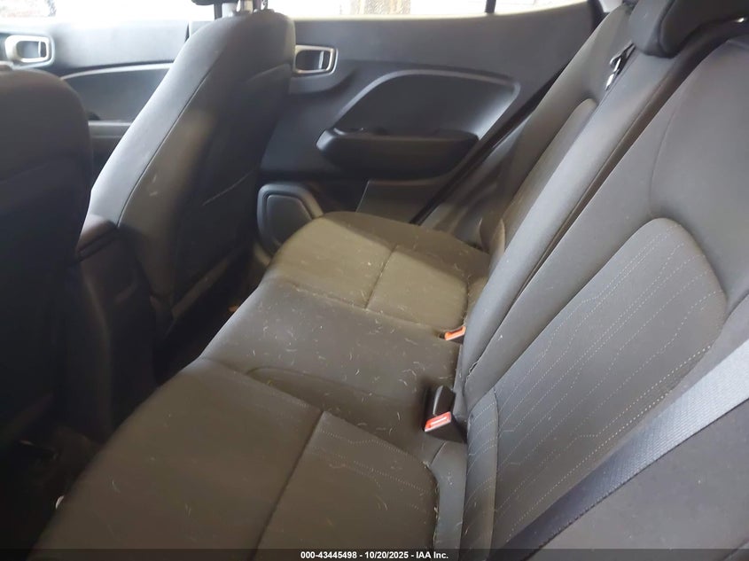 2025 HYUNDAI VENUE SE KMHRB8A38SU392516