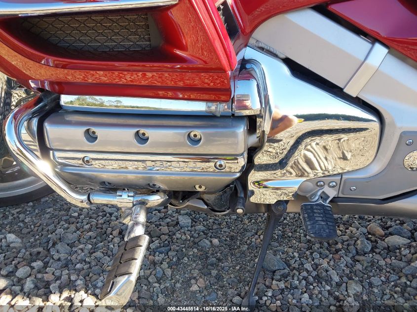 2001 Honda Gl1800 VIN: 1HFSC47011A001284 Lot: 43445514