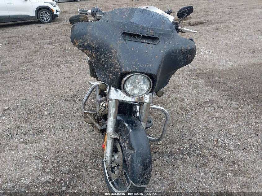 1HD1KBC1XHB670653 2017 HARLEY-DAVIDSON STREET GLIDE photo no. 5