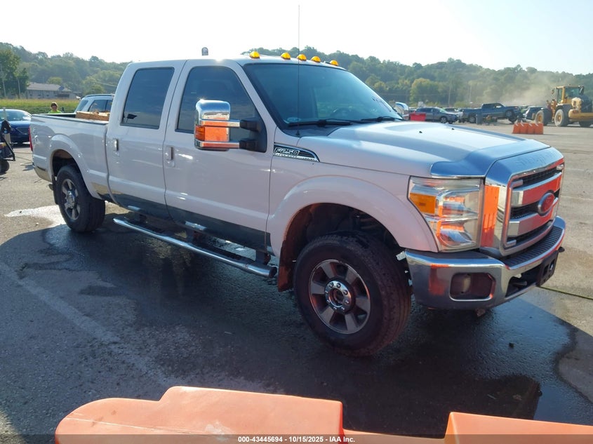 FORD F-250 LARIAT
