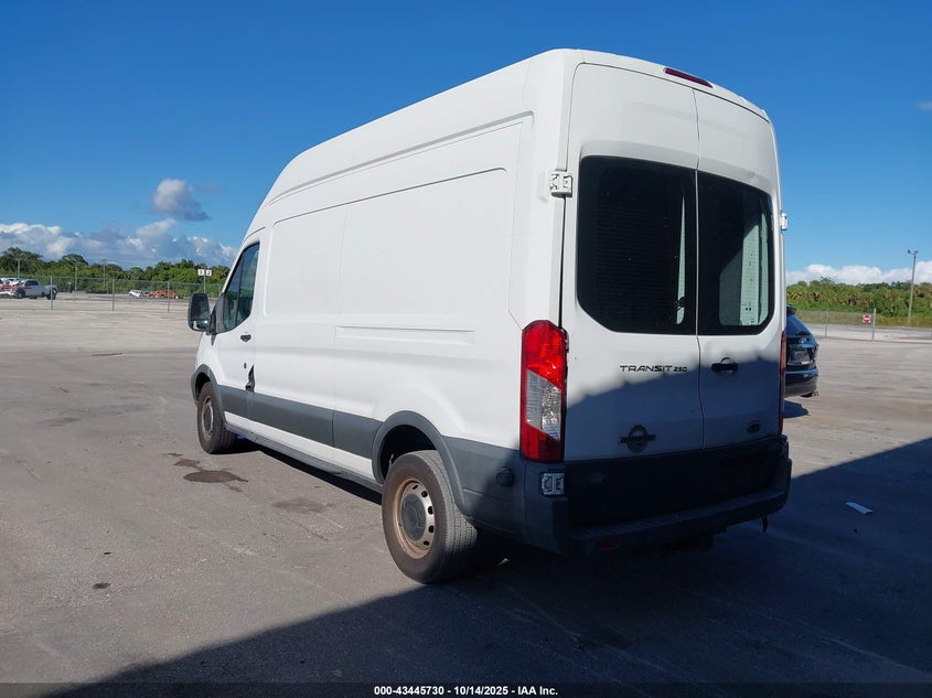 1FTNR2XV8FKA43619 2015 FORD TRANSIT photo no. 3