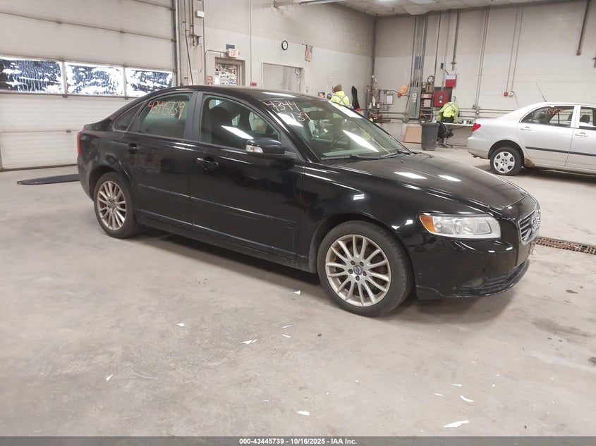 VOLVO S40 T5/T5 R-DESIGN