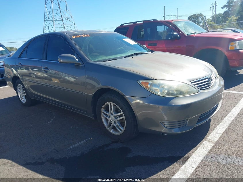 4T1BE32K45U976904 2005 Toyota Camry Le auction photo 1