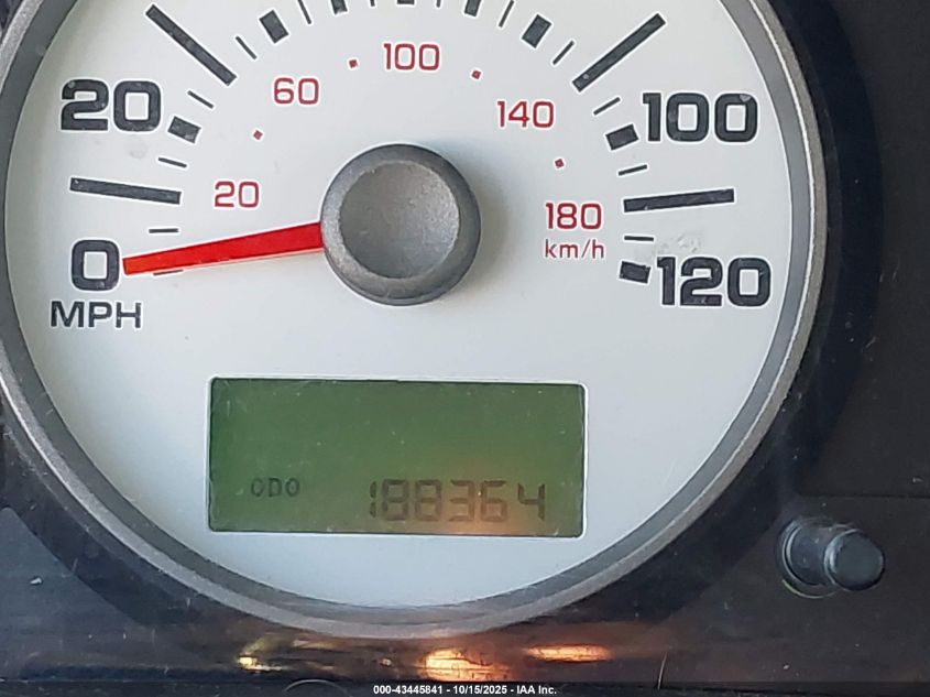 2005 Ford Escape Xls VIN: 1FMYU02Z15KA38119 Lot: 43445841