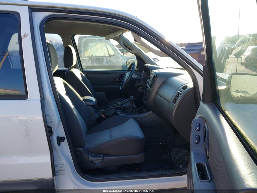 2005 Ford Escape Xls