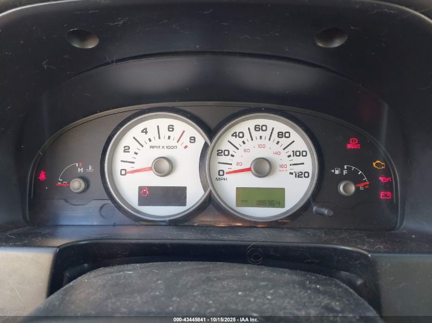 2005 Ford Escape Xls VIN: 1FMYU02Z15KA38119 Lot: 43445841