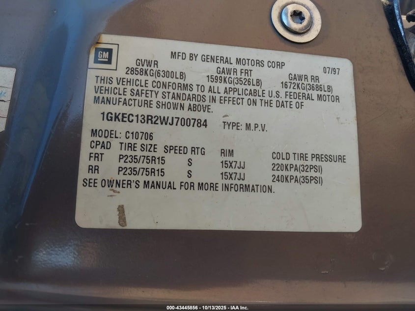 1998 GMC Yukon Slt VIN: 1GKEC13R2WJ700784 Lot: 43445856