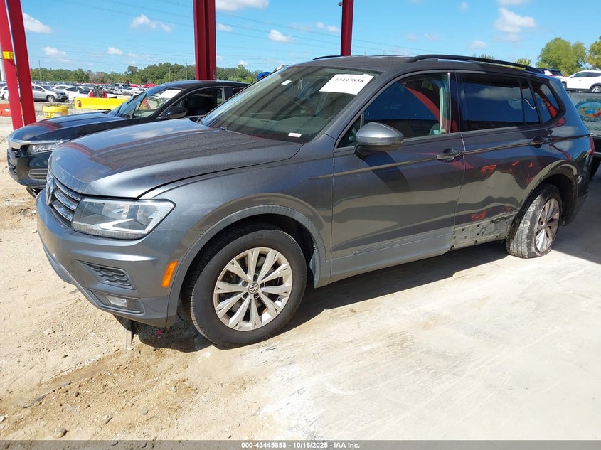 2018 VOLKSWAGEN TIGUAN 2.0T S 3VV1B7AX2JM009656