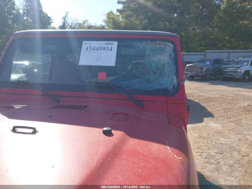 2000 Jeep Wrangler Sport VIN: 1J4FA49S8YP764016 Lot: 43445934