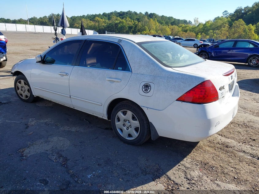 1HGCM56447A001182 2007 HONDA ACCORD photo no. 3