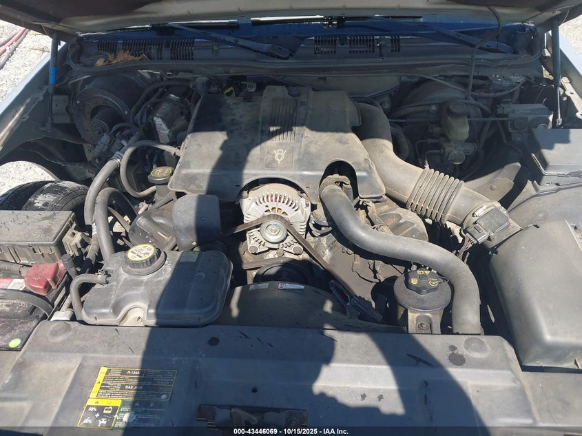 2MEFM74W03X632538 2003 MERCURY GRAND MARQUIS photo no. 10
