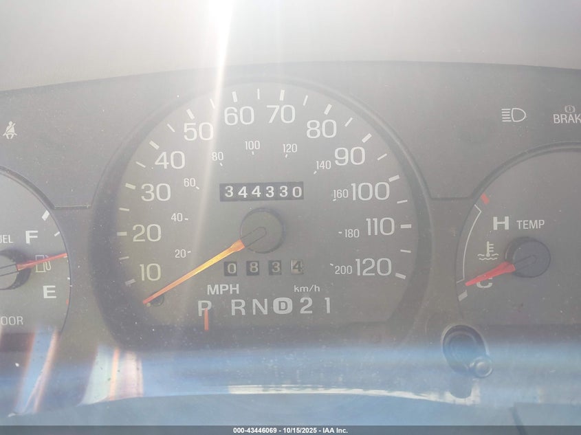 2MEFM74W03X632538 2003 MERCURY GRAND MARQUIS photo no. 7