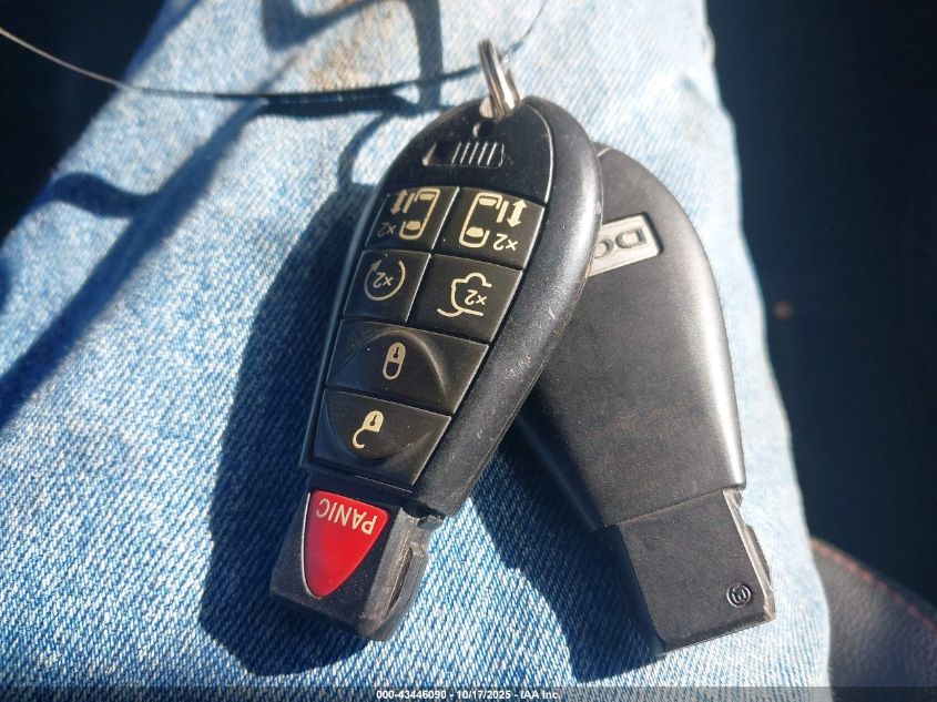 2014 Dodge Grand Caravan R/T VIN: 2C4RDGEG9ER411002 Lot: 43446090