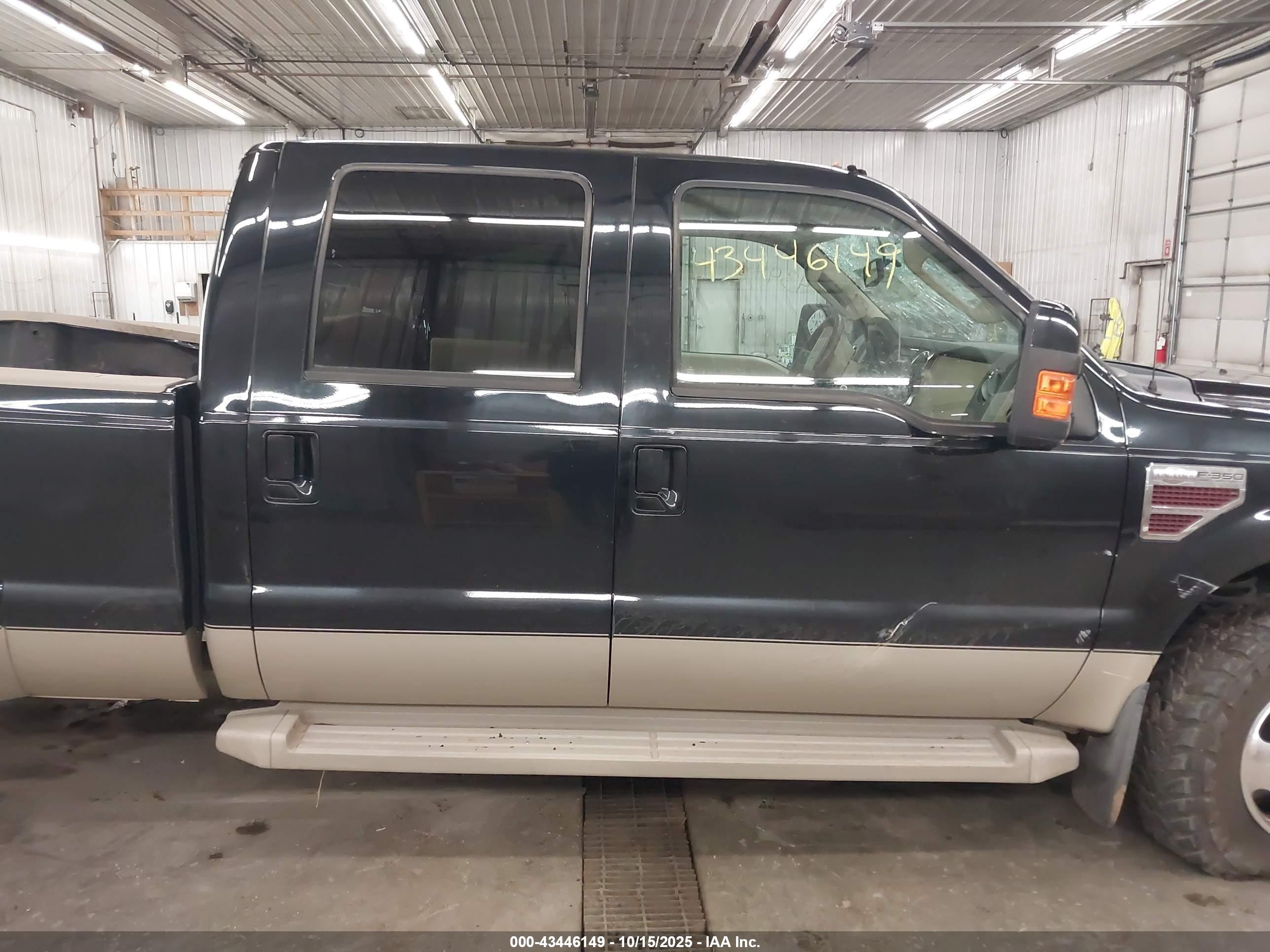 2008 Ford F-350 Fx4/King Ranch/Lariat/Xl/Xlt VIN: 1FTWW33R18ED81697 Lot: 43446149