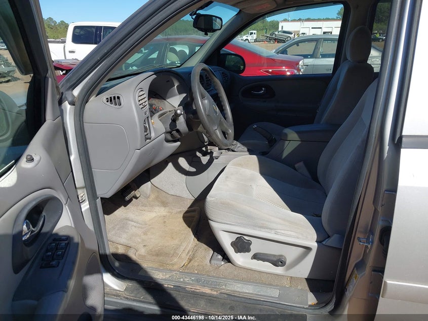 1GNDS13S772268001 2007 CHEVROLET TRAILBLAZER photo no. 5