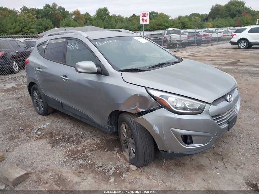 HYUNDAI TUCSON SE