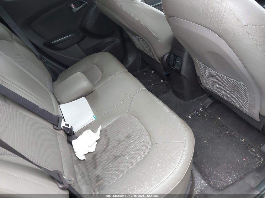 2015 HYUNDAI TUCSON auction photo 8