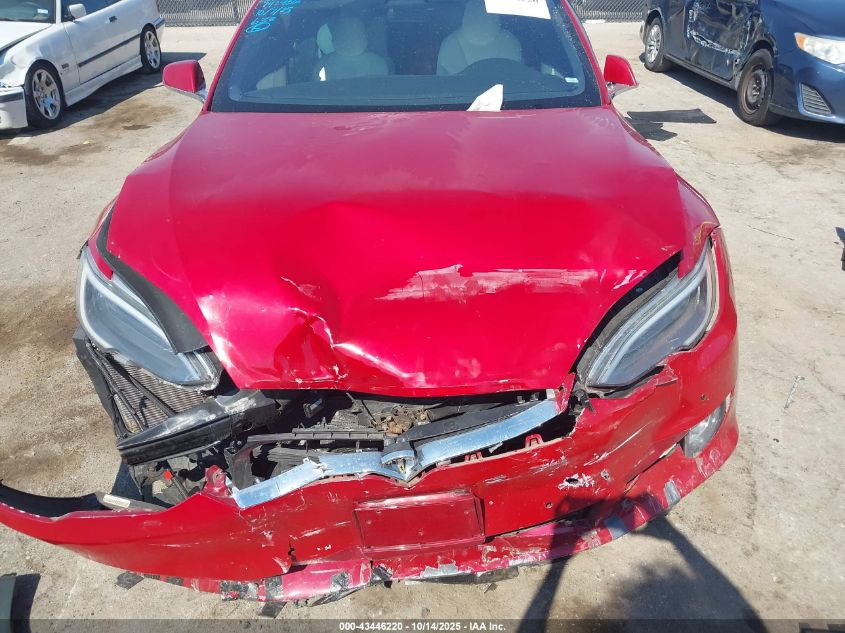 2018 Tesla Model S 100D/75D/P100D VIN: 5YJSA1E2XJF243839 Lot: 43446220