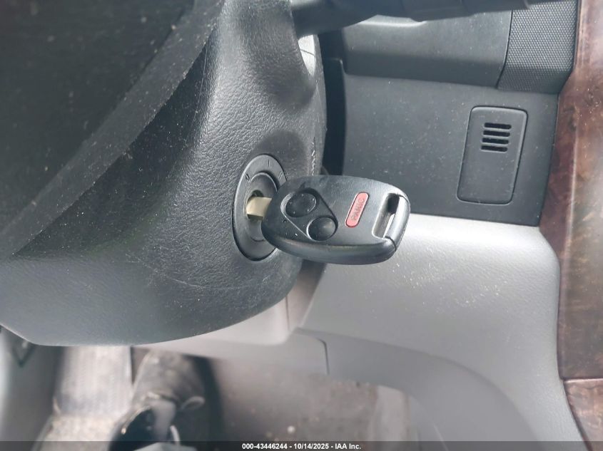 2008 Honda Cr-V Ex-L VIN: JHLRE48728C025402 Lot: 43446244