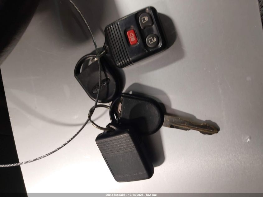 2005 Ford Escape Xlt VIN: 1FMYU93125KE47128 Lot: 43446305