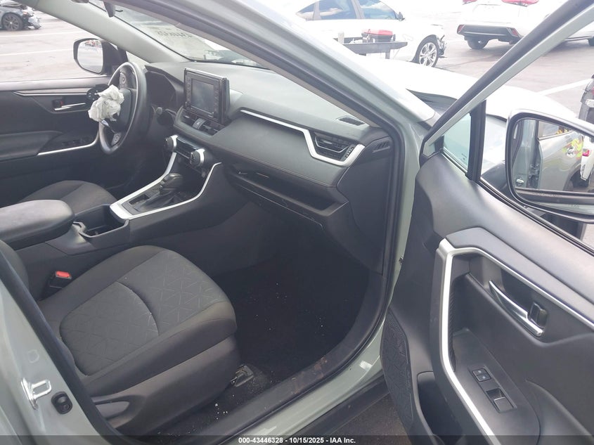 2T3W1RFV7NW237876 2022 TOYOTA RAV 4 photo no. 5