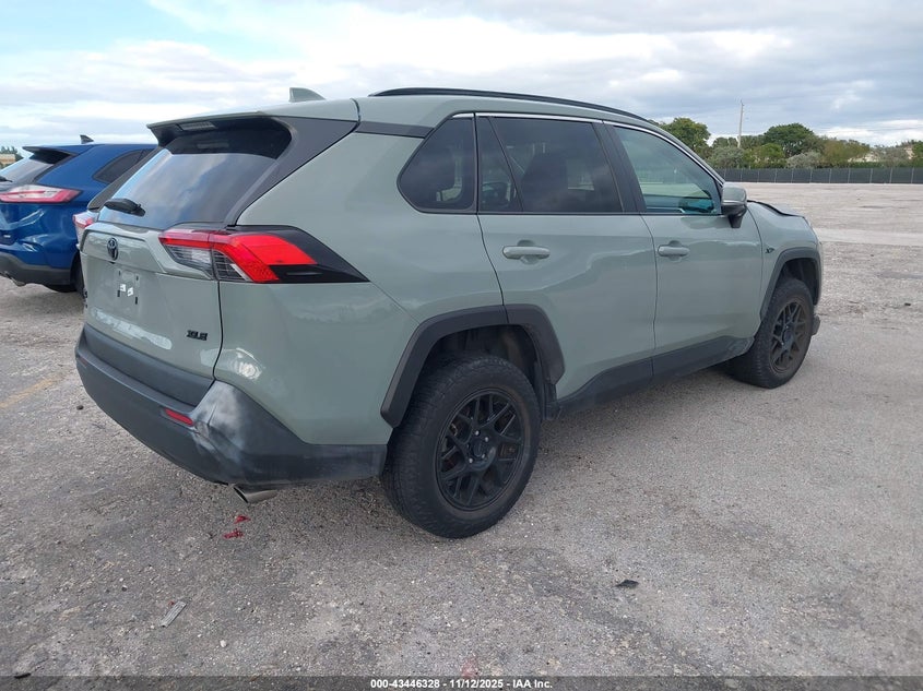 2T3W1RFV7NW237876 2022 TOYOTA RAV 4 photo no. 4