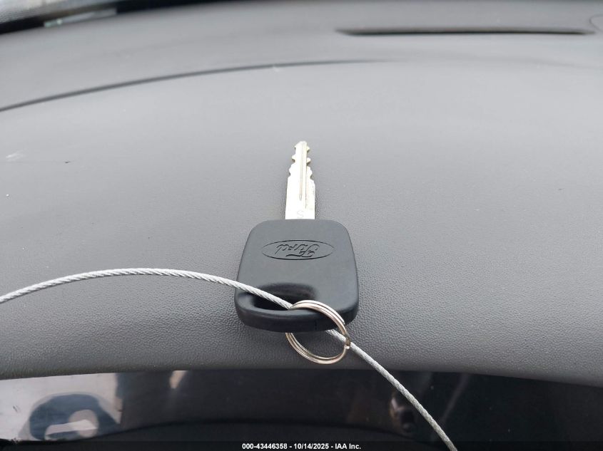 2001 Ford F-150 King Ranch Edition/Lariat/Xlt VIN: 1FTRW08L31KD77979 Lot: 43446358