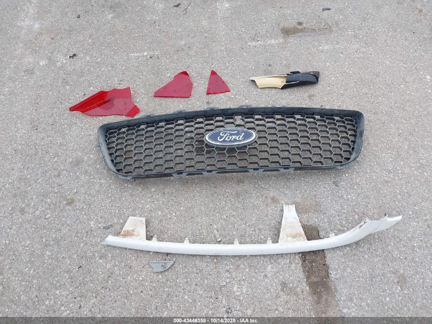 2001 Ford F-150 King Ranch Edition/Lariat/Xlt VIN: 1FTRW08L31KD77979 Lot: 43446358