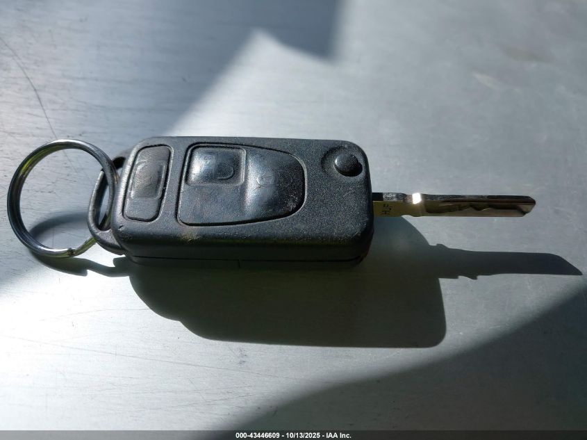 2010 Mercedes-Benz Sprinter Van 2500 High Roof VIN: WD3PE8CCXA5483385 Lot: 43446609