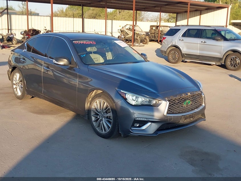 INFINITI Q50 3.0T LUXE