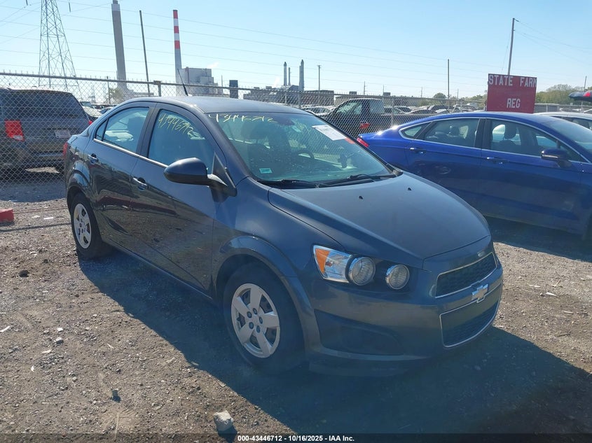 CHEVROLET SONIC LS AUTO
