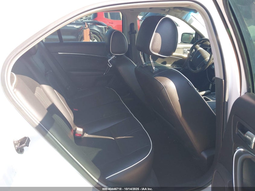 3LNHL2GC6CR834926 2012 LINCOLN MKZ photo no. 8