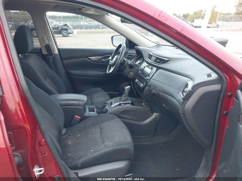 5N1AT2MT0JC760212 2018 NISSAN ROGUE photo no. 5