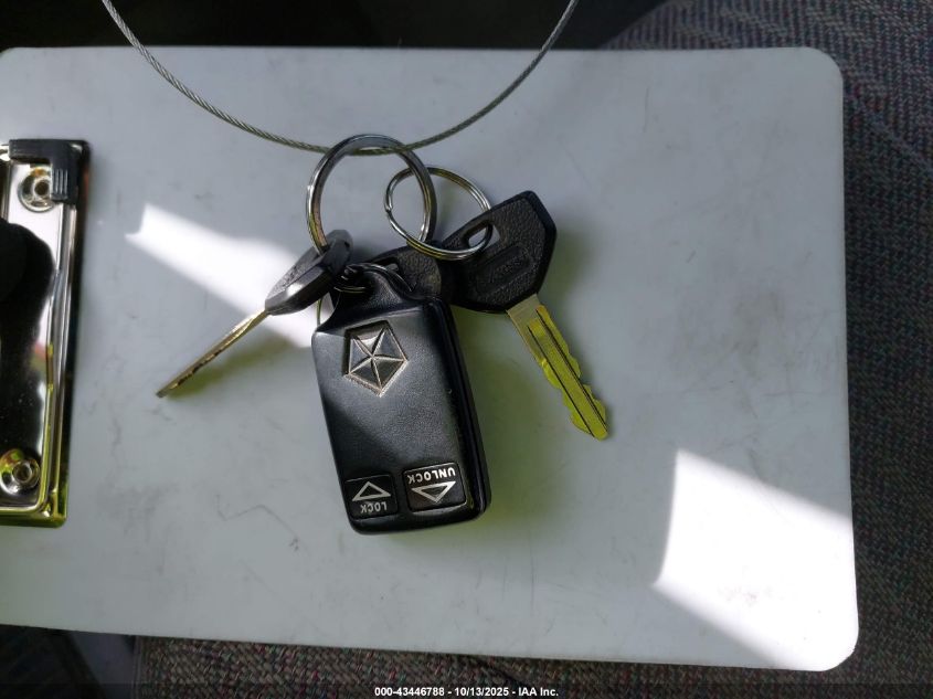 1998 Jeep Cherokee Classic/Sport VIN: 1J4FT68S0WL258501 Lot: 43446788