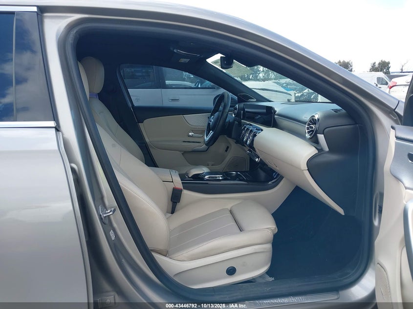 2020 MERCEDES-BENZ A 220 - WDD3G4EBXLW038045
