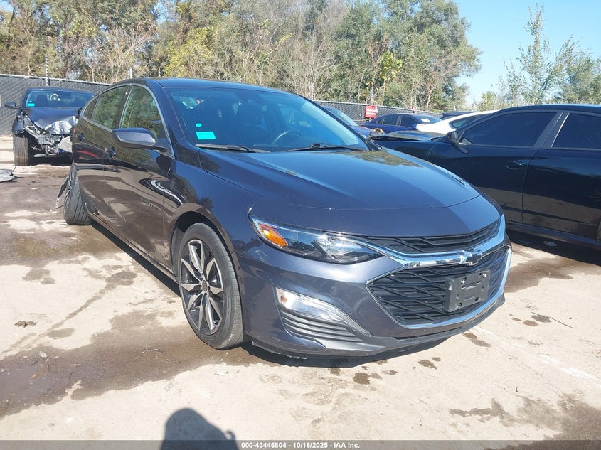 CHEVROLET MALIBU FWD RS