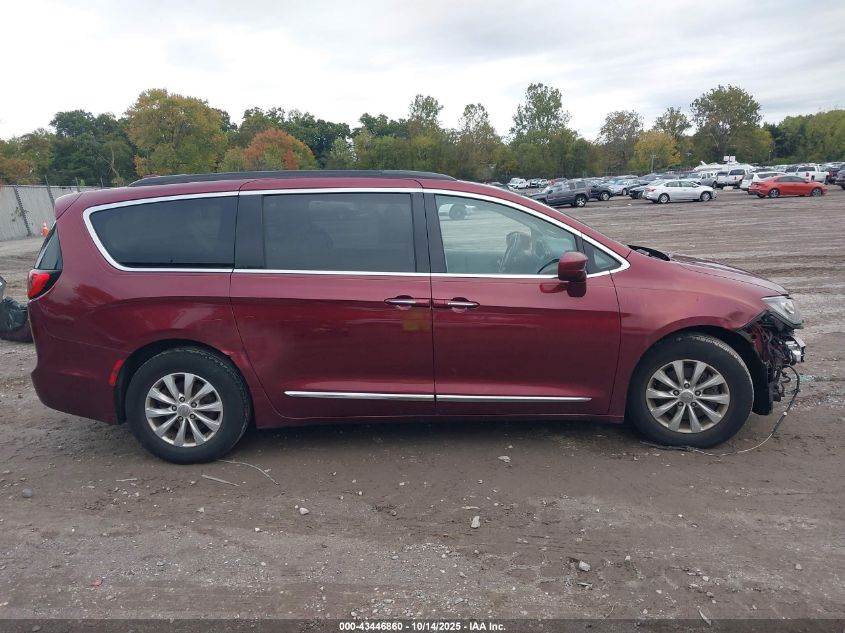 2017 Chrysler Pacifica Touring-L VIN: 2C4RC1BG6HR535527 Lot: 43446860