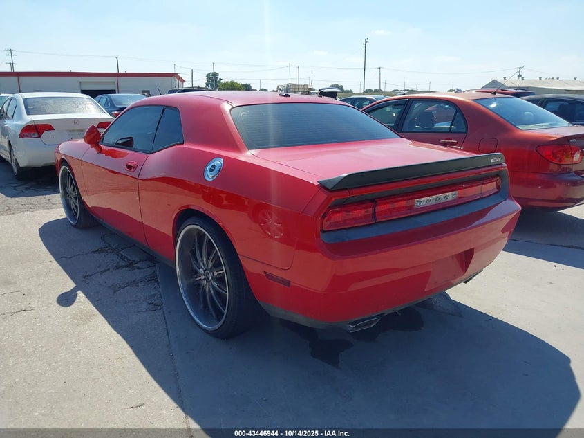Vin: 2b3cj7dwxah149547, lot: 43941795, dodge challenger srt8 20103