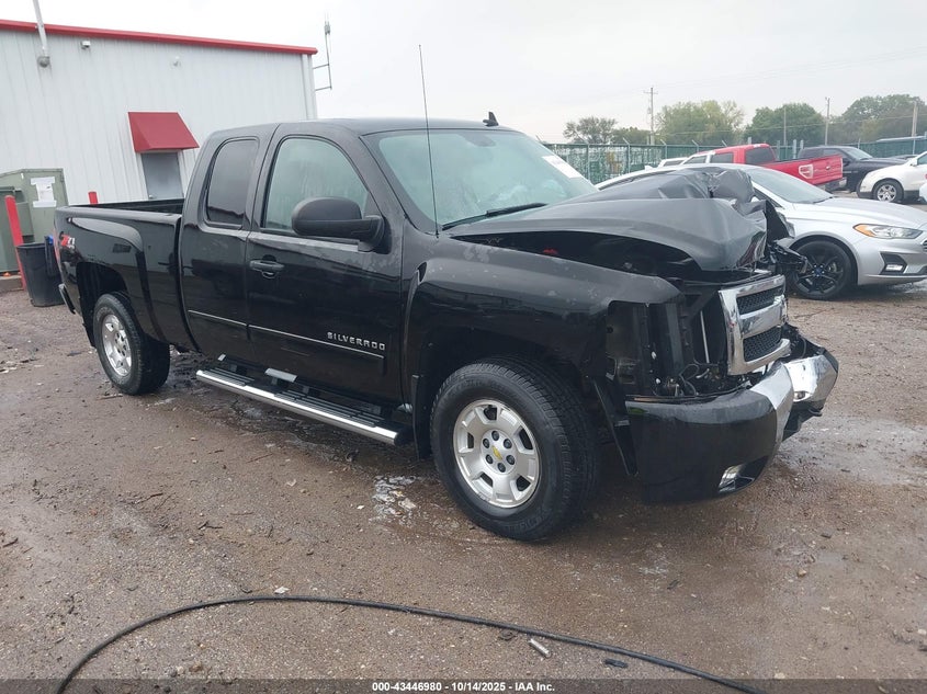 CHEVROLET SILVERADO 1500 LT