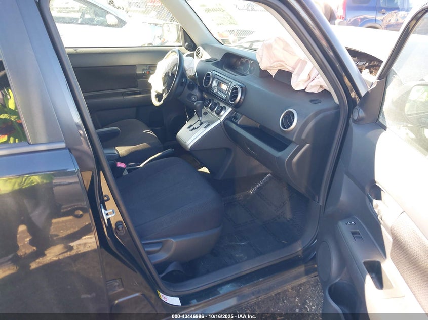 JTLZE4FE5A1101358 2010 SCION XB photo no. 5