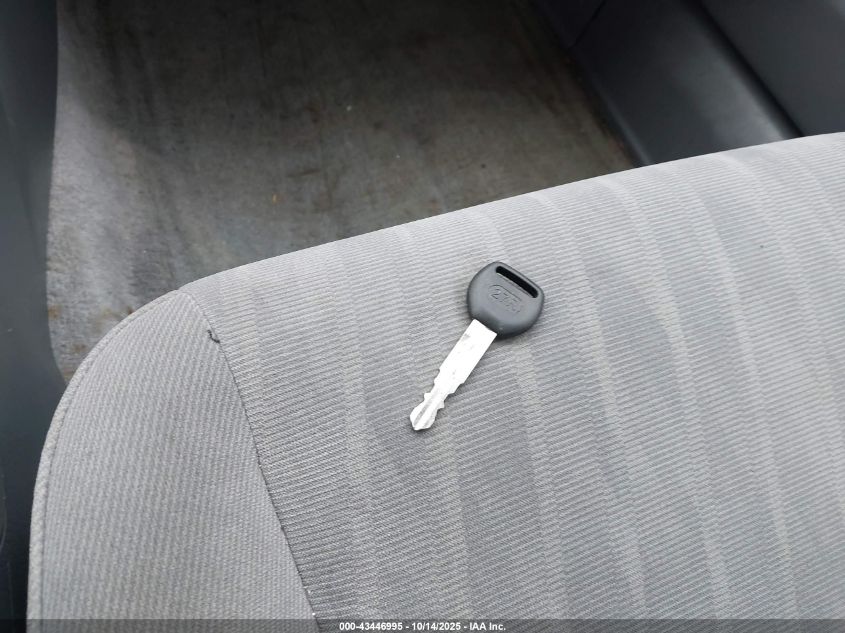 2005 Honda Civic Lx VIN: 2HGES15665H571399 Lot: 43446995