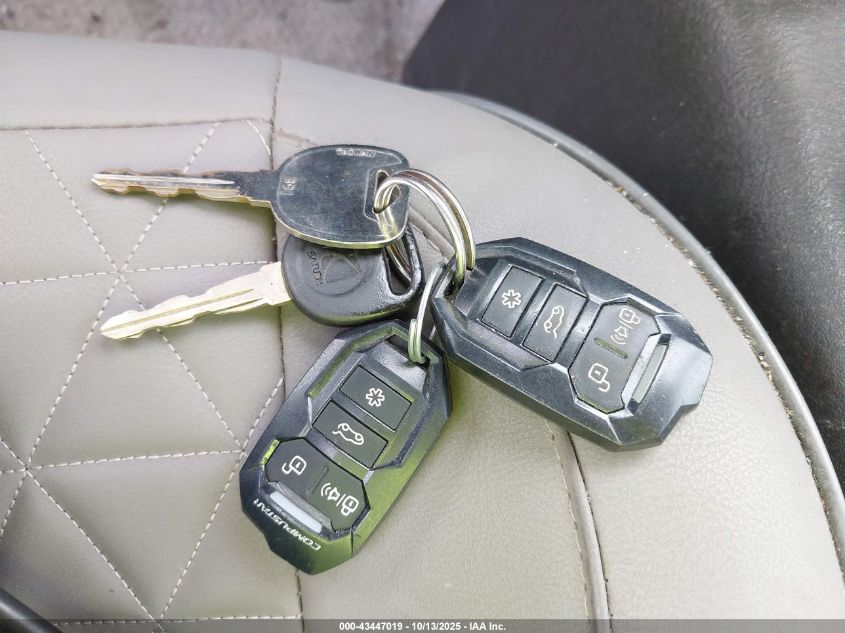 2000 Saturn Sl2 VIN: 1G8ZK5273YZ233882 Lot: 43447019