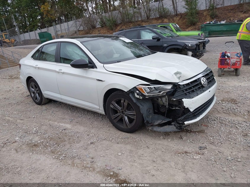 VOLKSWAGEN JETTA 1.4T R-LINE/1.4T S