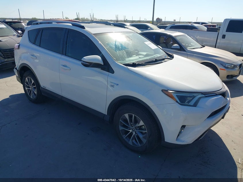 TOYOTA RAV4 HYBRID XLE