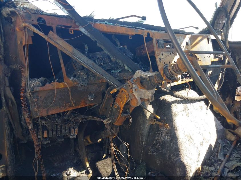 1996 International 8000 8200 VIN: 1HSHGAHR2TH324054 Lot: 43447331