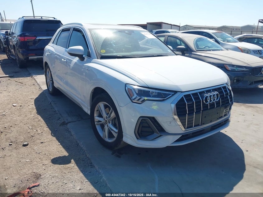 AUDI Q3 PREMIUM PLUS 45 TFSI S LINE QUATTRO TIPTRONIC