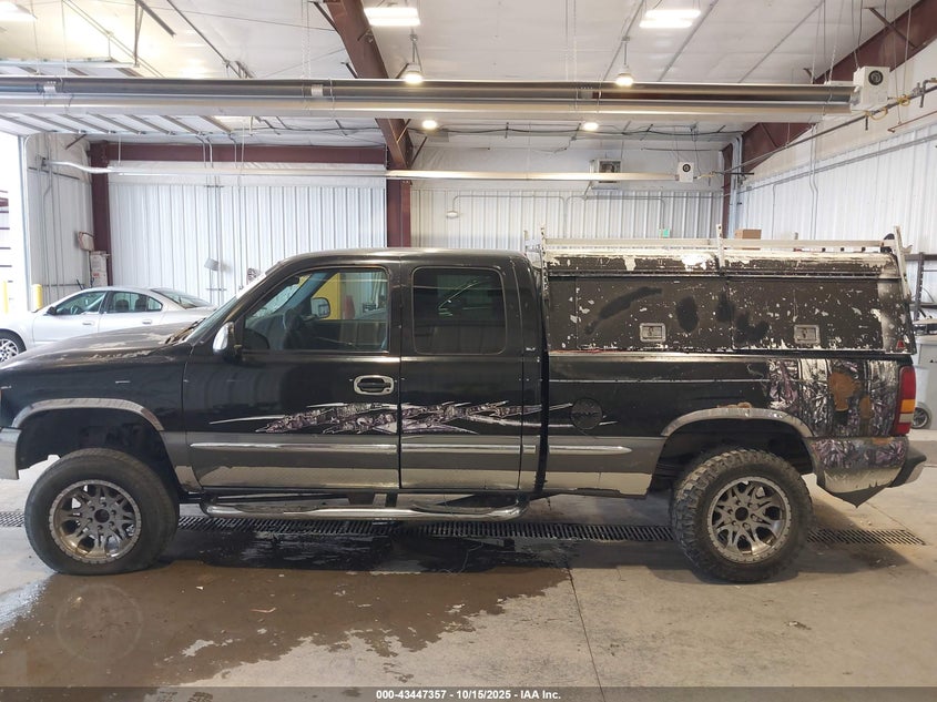 2GTEK19TXY1275622 2000 GMC SIERRA photo no. 14