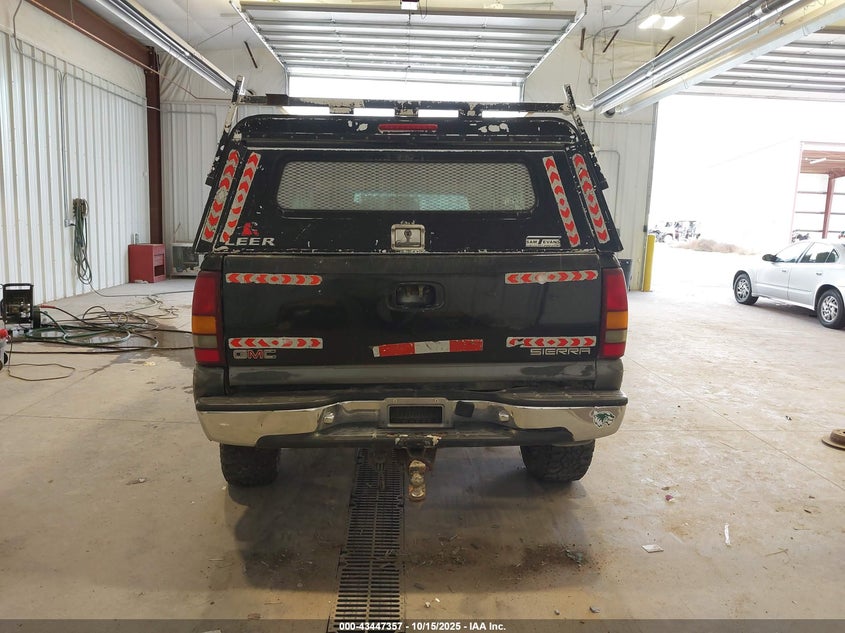2GTEK19TXY1275622 2000 GMC SIERRA photo no. 16
