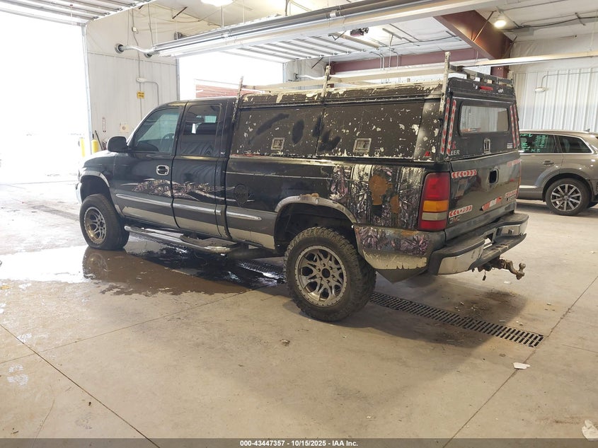 2GTEK19TXY1275622 2000 GMC SIERRA photo no. 3