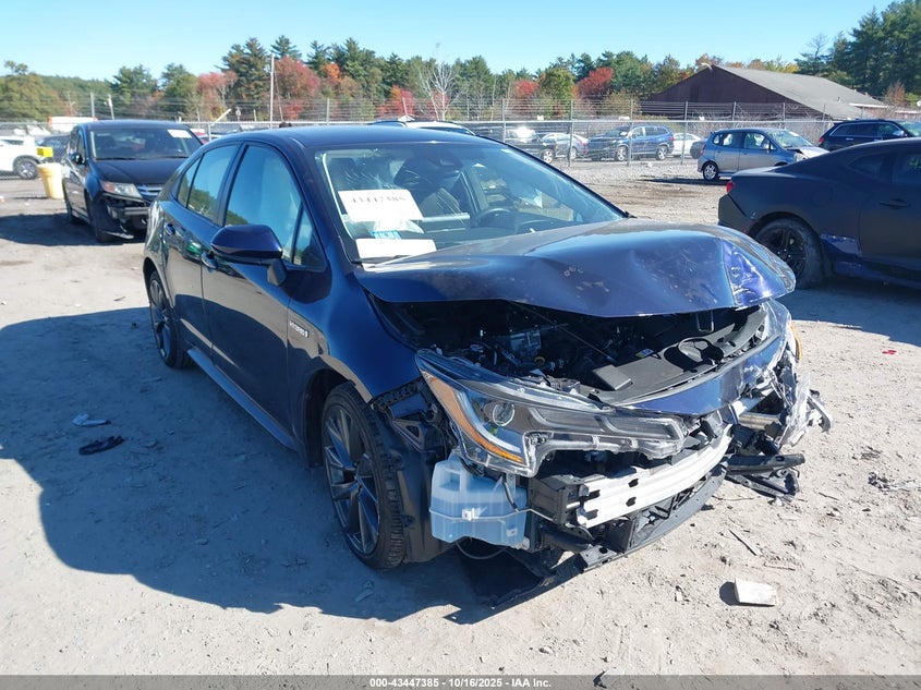 TOYOTA COROLLA HYBRID LE